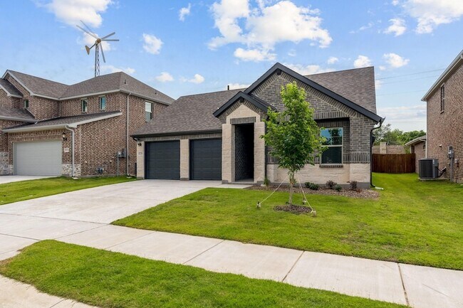 Building Photo - 5219 Bellhurst Dr