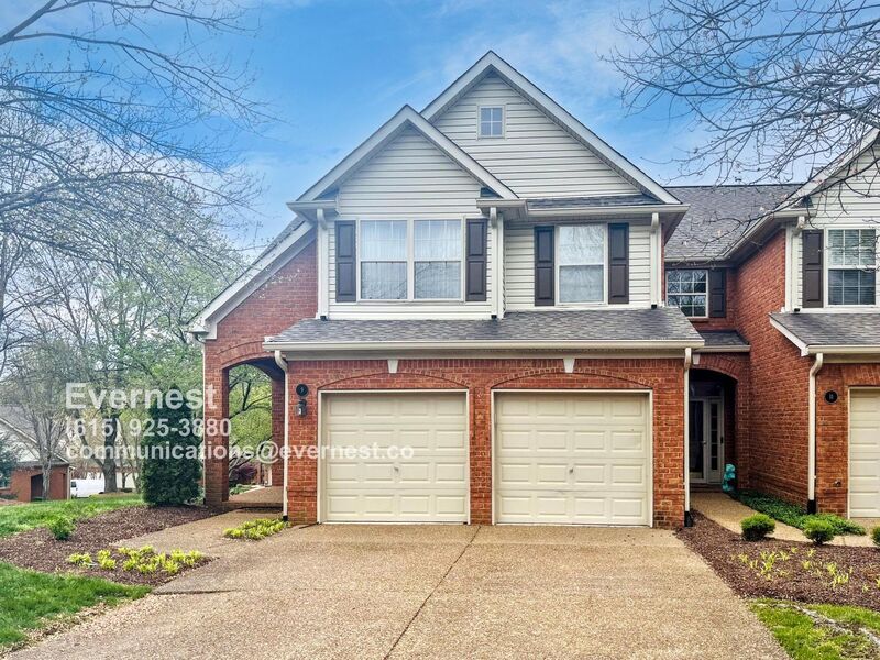 Foto principal - 641 Old Hickory Blvd