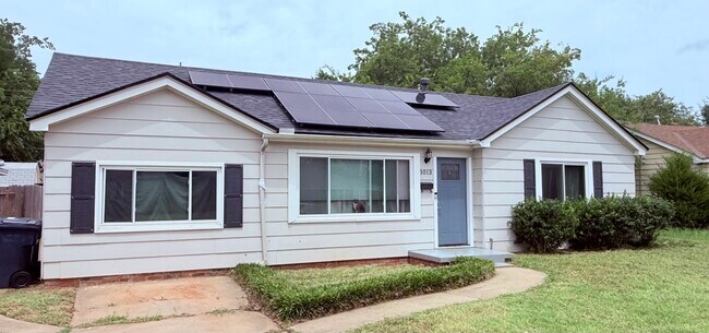 Foto del edificio - 3013 W Fairfield Ave