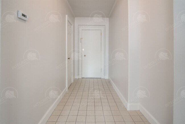 Building Photo - 229 Ward Parkway