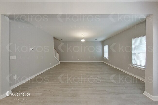 Foto del edificio - 11647 Woodland Lake Rd