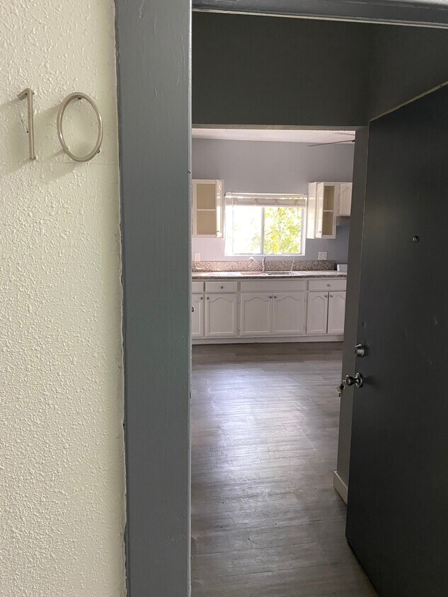 Foto principal - 2212 Myrtle Ave