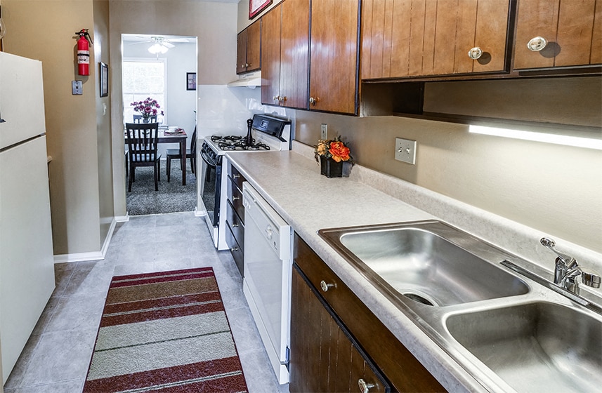 Kitchen at Ashton Pointe - Ashton Pointe