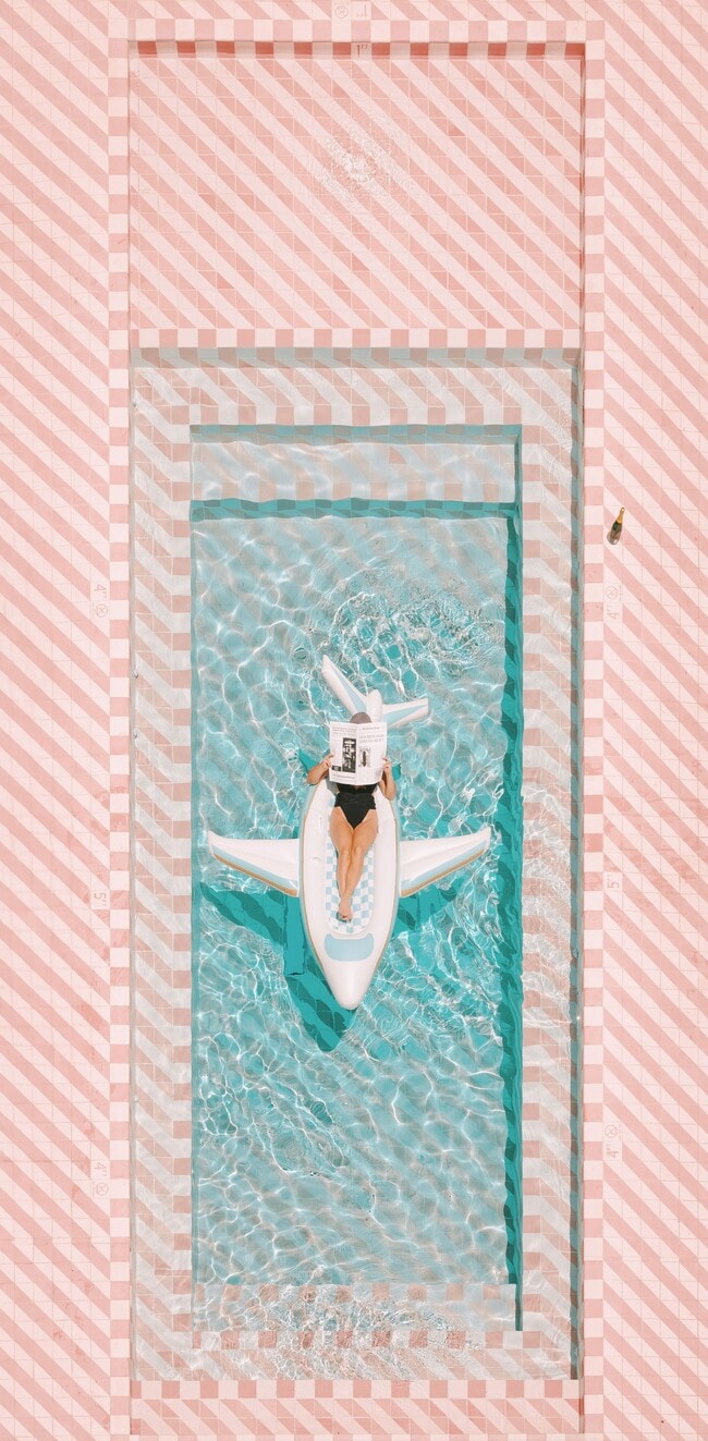 Canopy Pool Overhead - Bishop North