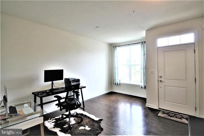 Foto del edificio - 103 Caldwell Ct