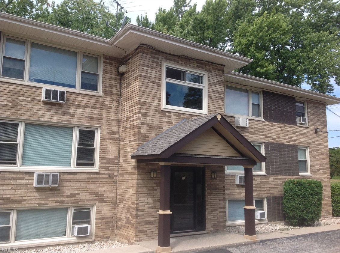 Primary Photo - 2 br, 1 bath Apartment - 33 W Grand Ave