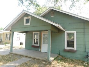 Building Photo - 632 Frazier St