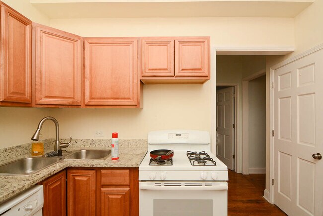 Foto del edificio - 2347 W 24th Pl