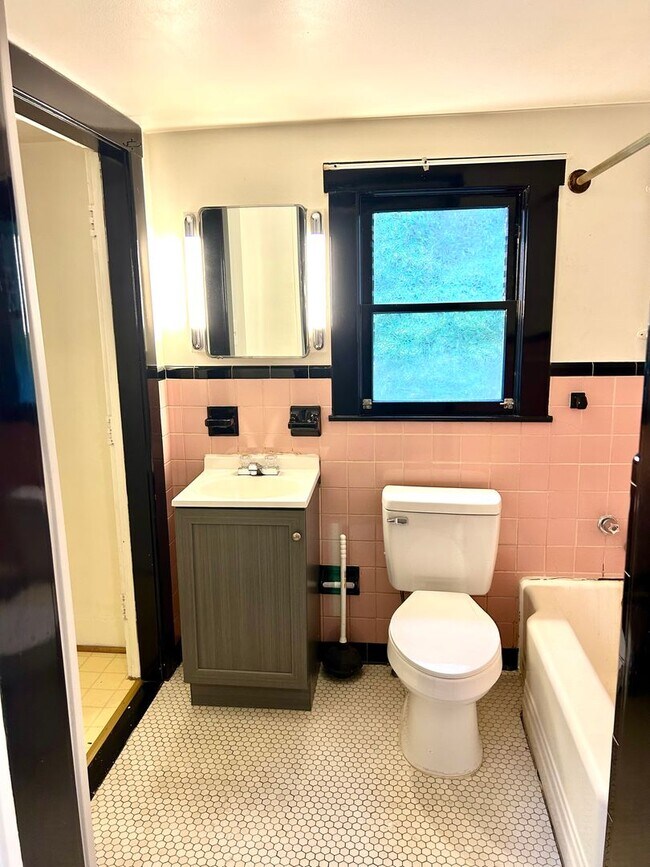 Photo - 1466 St James Ct Apartment