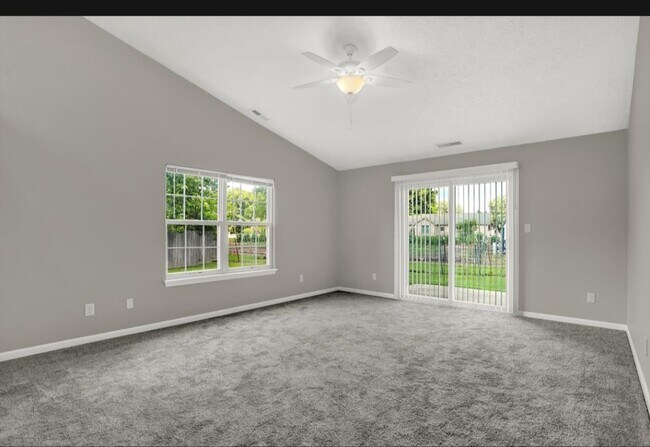 Foto del edificio - 5503 Orth Ct