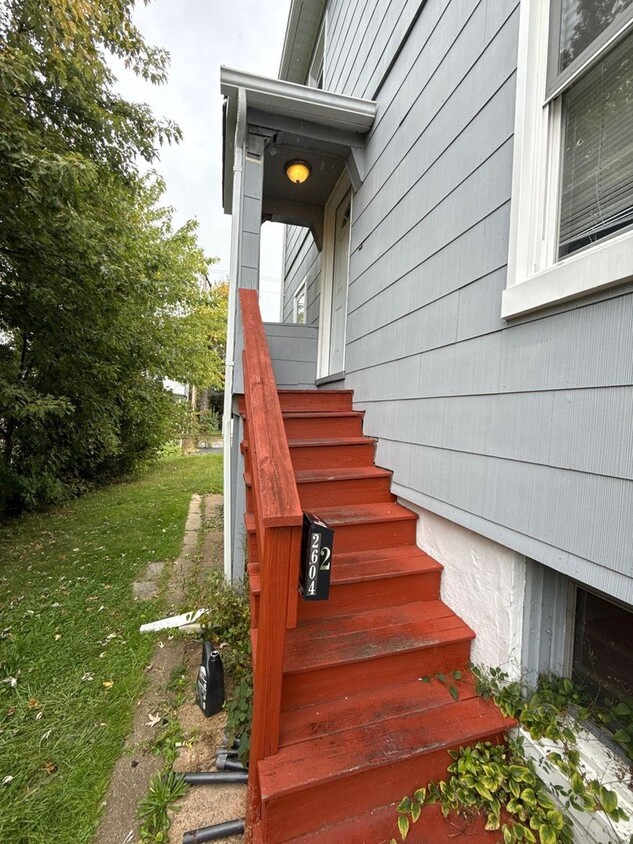 Primary Photo - 2604 Hamilton Ave