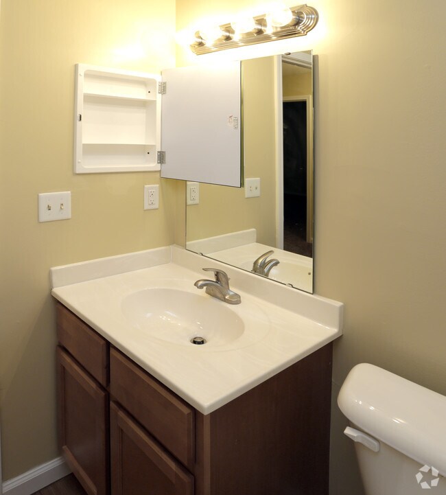 Covered Bridge Apartments Apartments Indianapolis, IN