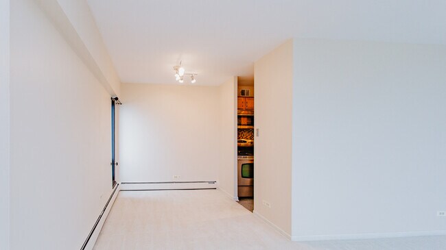 Foto del edificio - 6166 N Sheridan Rd
