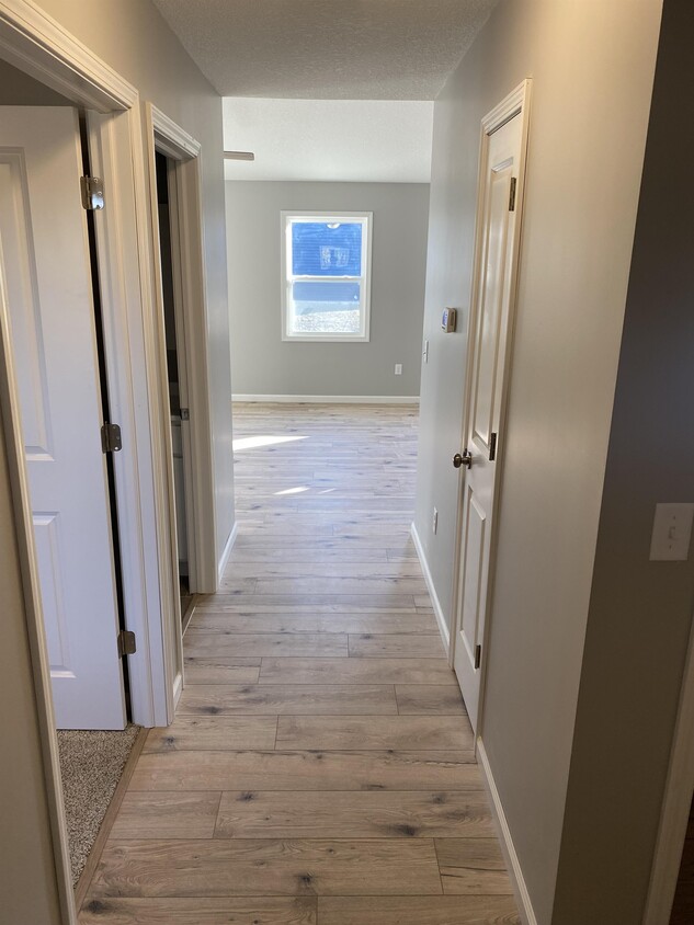 Foto principal - 120 Marsh Dr