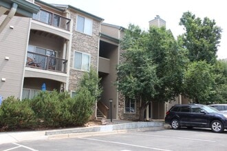Building Photo - 7429 S Alkire St
