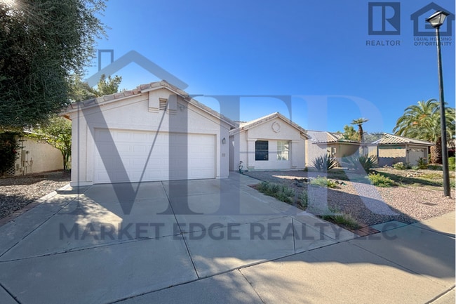 Photo - 4Bed/2Bath Home In Glendale w/Golf Course ...