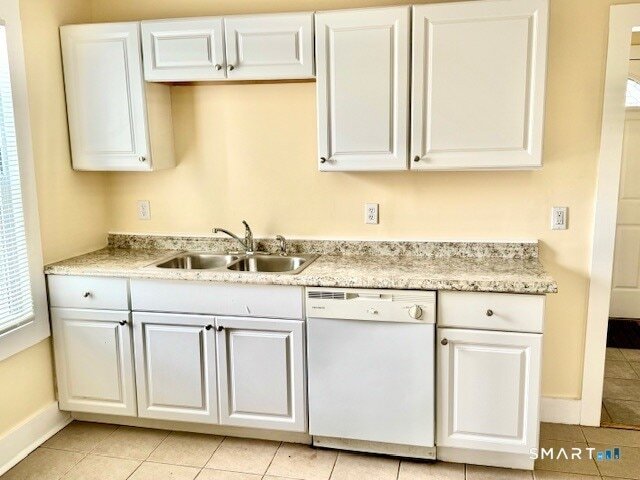 Building Photo - 303 Millville Ave