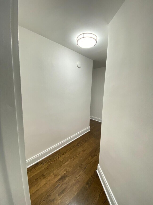 Foto del edificio - 240 E 82nd St