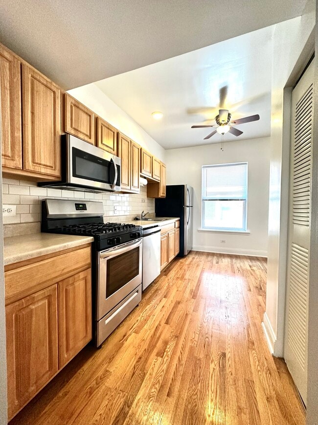 4502 Sheridan - 2 bed - 4450 Sheridan Park Apartments
