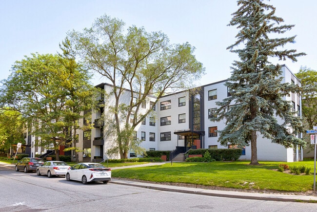 Building Photo - 65 & 65 A Hillside Drive