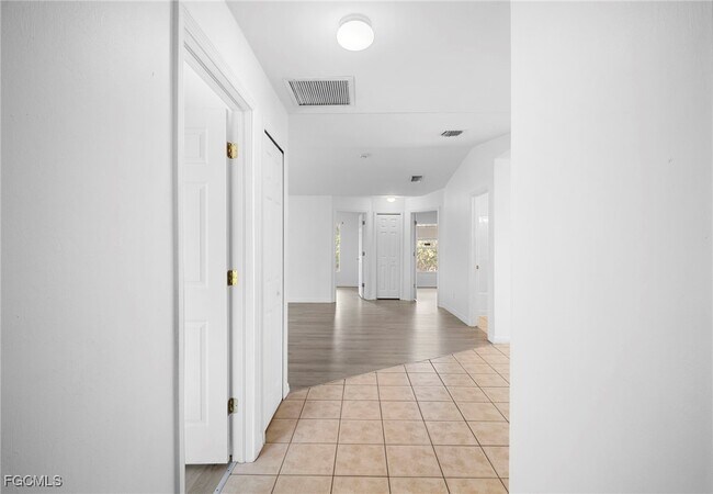 Foto del edificio - 4646 15th St SW