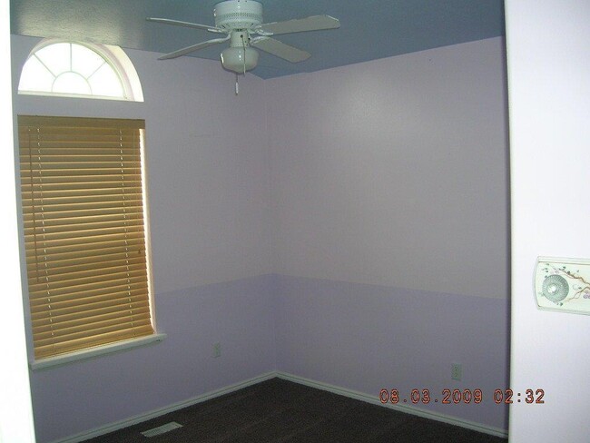 Building Photo - Beautiful rambler in quiet Pleasant Grove ...