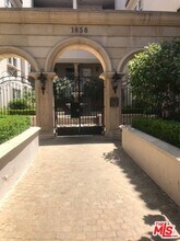 Building Photo - 1658 Camden Ave