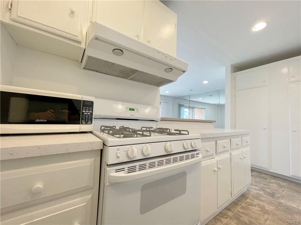 Foto principal - 26130 Narbonne Ave