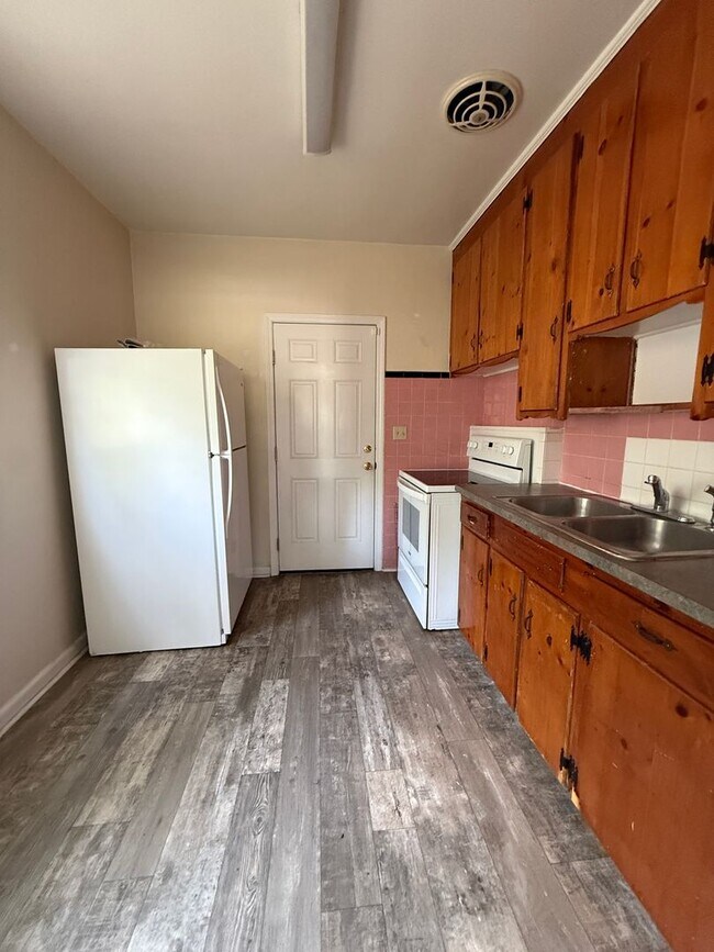 Foto del edificio - Charming 2-Bedroom Home — Available Now at 1228 Riverbank Court, Jacksonville, FL