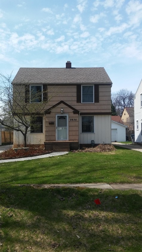 Primary Photo - 2635 Merrimac Blvd