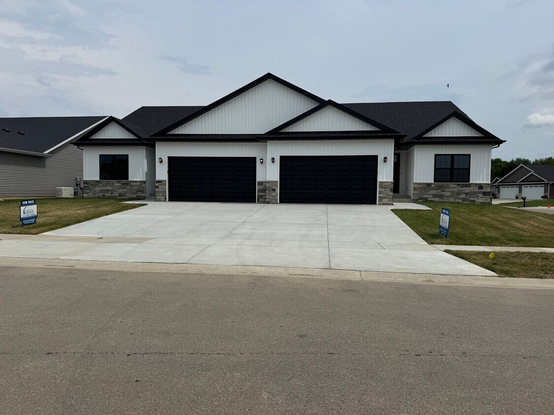 Primary Photo - New Construction! West side location. 4br,...