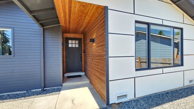 Foto del edificio - 3 Bedroom Home in North Marysville - $500 ...