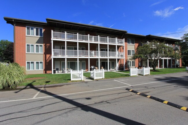 Building Photo - 105 Westgate Dr