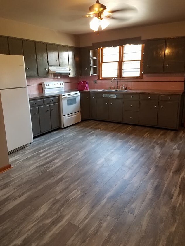 762 Claremont Ave, Tamaqua, PA 18252 Apartments in Tamaqua, PA