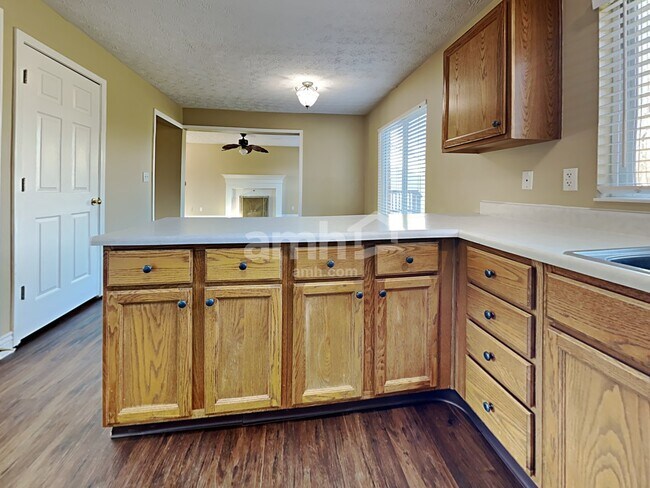 Building Photo - 25 Wheatmore Ct