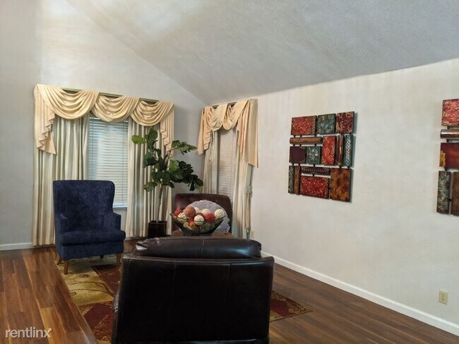 Building Photo - 5 br, 3 bath House - 3417 Moss Valley Dr