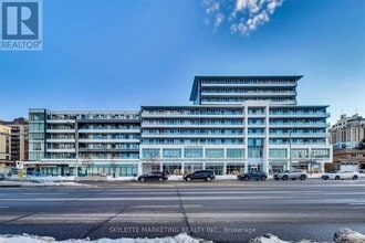 Building Photo - 591-591 Sheppard Ave E