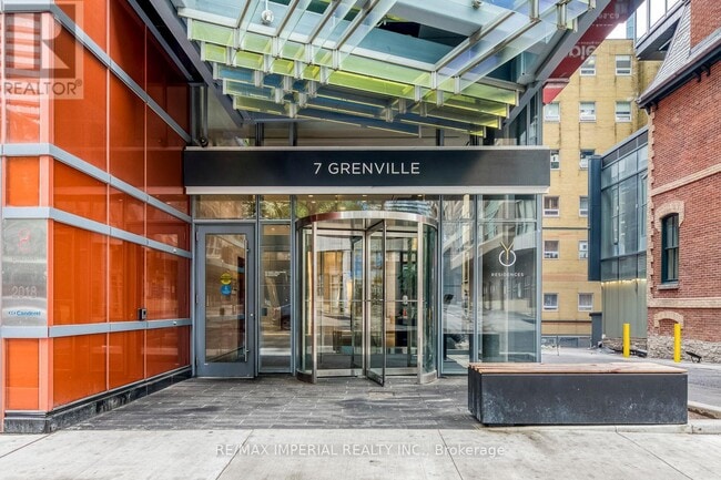 Building Photo - 7 Grenville St