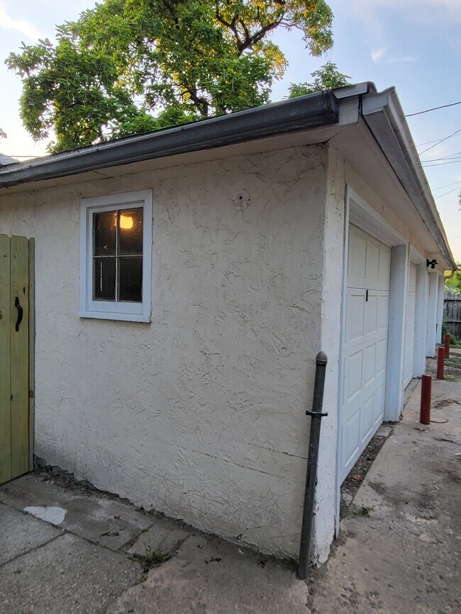 Foto del edificio - 608 S Walts Ave