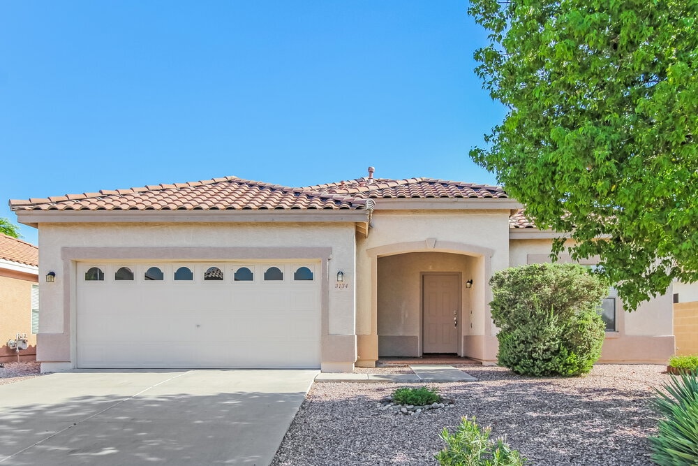 Primary Photo - 3134 W Cavedale Dr