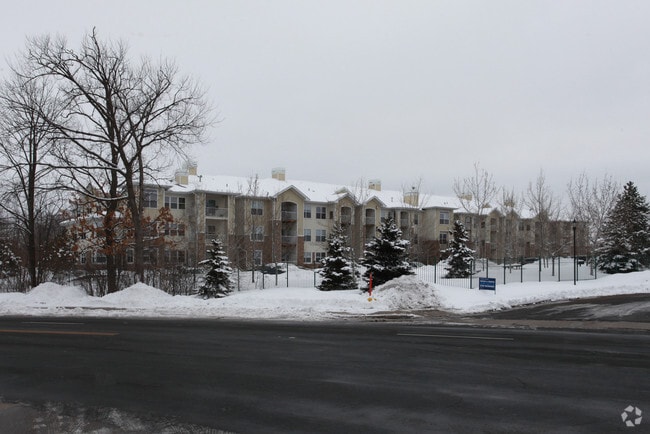 Building Photo - Quinn at Plymouth