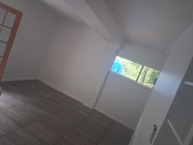 Building Photo - 267 CA-138