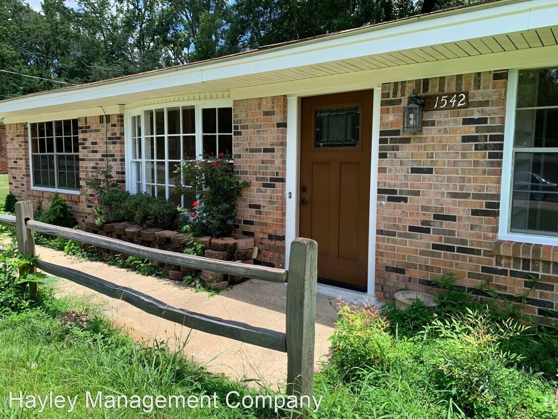 Primary Photo - 4 br, 2 bath House - 1542 Millbranch Drive