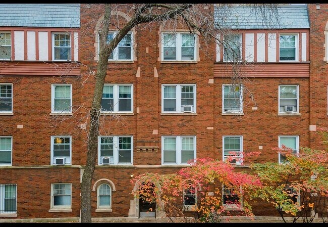 Building Photo - 2151 N Fremont St