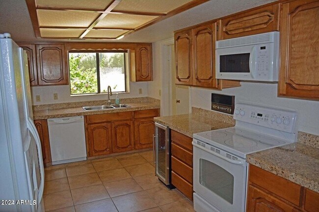 Building Photo - Townhome Rental in Carefree, AZ