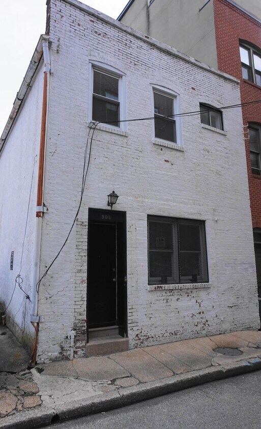 Primary Photo - Cozy 1 bedroom Apartment in Mt. Vernon - T...