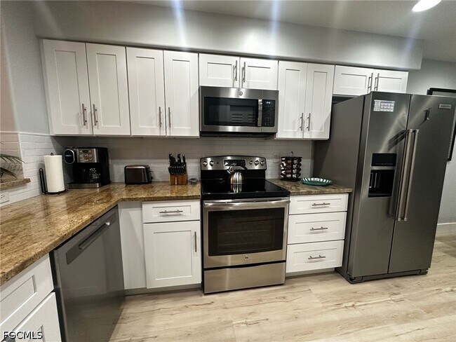 Foto del edificio - 16421 Millstone Cir