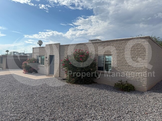 Photo - 9301 E 29th St House