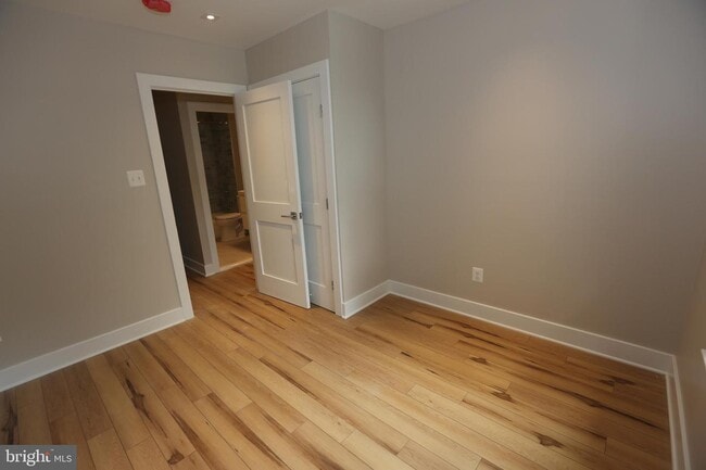 Building Photo - 6 Cross Falls Way