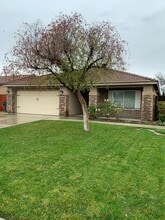 Building Photo - 2443 Ranier Way